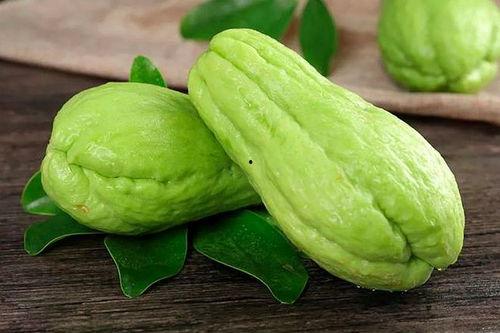 网红吃佛手瓜,佛手瓜美食大比拼，美味与创意的碰撞