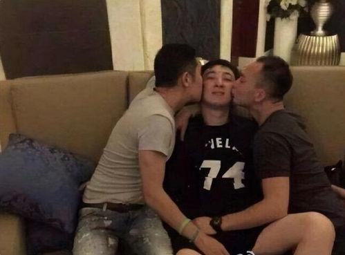 武汉男网红吃瓜事件,真相与争议交织