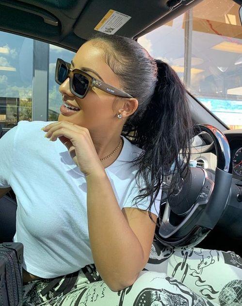 吃瓜篮球女生网红,揭秘吃瓜篮球女生的网红之路