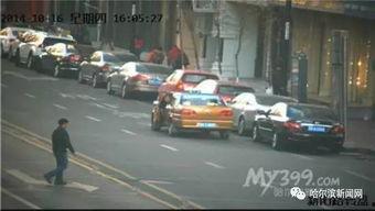 男子路遇网念现场路边停车吃瓜,男子路边停车吃瓜见证奇观