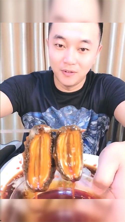 网红帅哥吃瓜图片高清壁纸,高清壁纸捕捉瓜香四溢