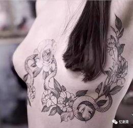 网红吃瓜纹身女孩是谁