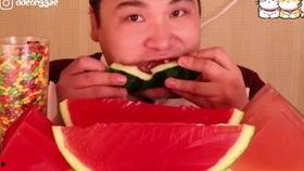 那些年吃瓜的网红是谁呀,她是如何成为网络红人的？